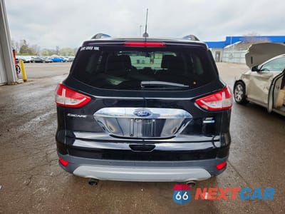 Zdjęcie 6 z 14 samochodu: 2016 FORD ESCAPE SE VIN:1FMCU9GX0GUB54750 - miniatura