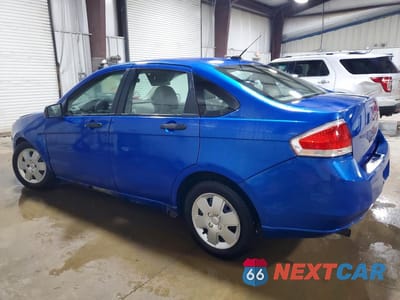 Drugie zdjęcie samochodu z przodu: 2010 FORD FOCUS S VIN:1FAHP3EN6AW223636 - miniatura