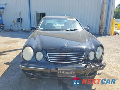 Piąte zdjęcie samochodu w środku: 2000 MERCEDES-BENZ E 320 VIN:WDBJF65JXYB026868 - miniatura