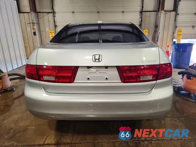 Zdjęcie 6 z 13 samochodu: 2005 HONDA ACCORD EX VIN:1HGCM66505A030027 - miniatura