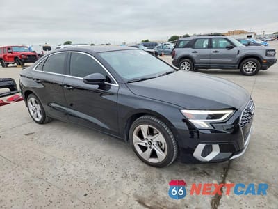 Czwarte zdjęcie samochodu z boku: 2023 AUDI A3 PREMIUM VIN:WAUAUDGY2PA073741 - miniatura