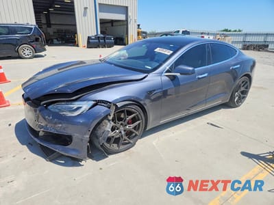 2017 TESLA MODEL S 5YJSA1E17HF184590 - główne zdjęcie licytacji z USA - miniatura