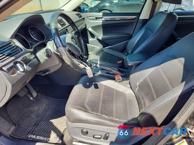 Zdjęcie 7 z 12 samochodu: 2016 VOLKSWAGEN PASSAT SE VIN:1VWBT7A31GC065284 - miniatura