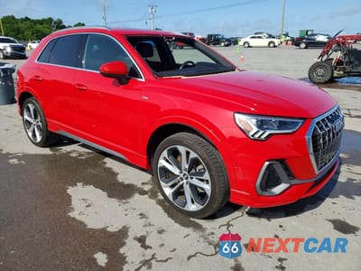 Czwarte zdjęcie samochodu z boku: 2020 AUDI Q3 PRESTIGE S-LINE VIN:WA1FECF32L1002596 - miniatura