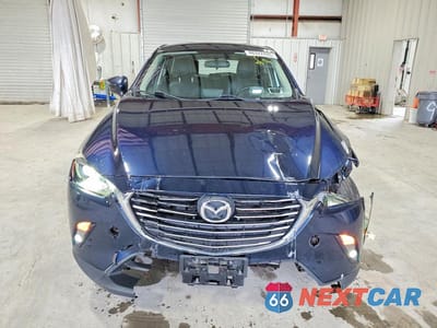 Piąte zdjęcie samochodu w środku: 2017 MAZDA CX-3 GRAND TOURING VIN:JM1DKFD74H0160335 - miniatura
