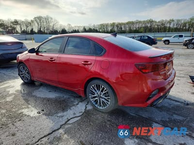Drugie zdjęcie samochodu z przodu: 2024 KIA FORTE GT LINE VIN:3KPF54AD3RE751523 - miniatura
