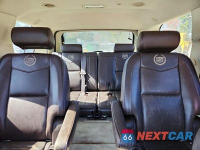 Zdjęcie 10 z 13 samochodu: 2010 CADILLAC ESCALADE PLATINUM VIN:1GYUKDEF7AR257745 - miniatura