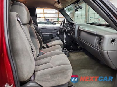 Zdjęcie 10 z 12 samochodu: 2006 CHEVROLET SILVERADO K1500 VIN:1GCEK14Z96E284089 - miniatura