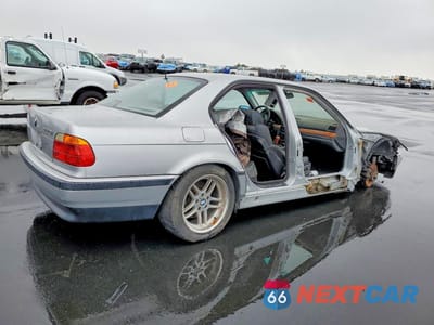 Trzecie zdjęcie samochodu z tyłu: 2001 BMW 7 SERIES VIN:WBAGG8337XDN73797 - miniatura