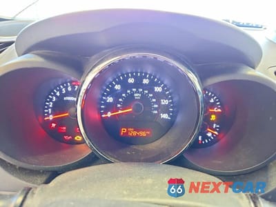 Zdjęcie 9 z 11 samochodu: 2010 KIA SOUL + VIN:KNDJT2A22A7192537 - miniatura