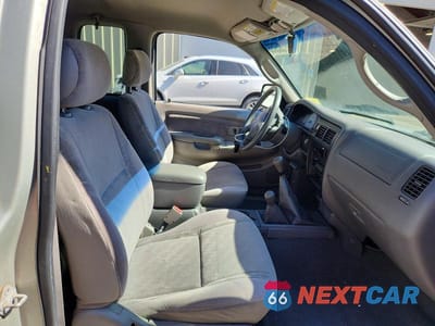 Zdjęcie 10 z 11 samochodu: 2004 TOYOTA TACOMA XTRACAB VIN:5TEWN72N24Z308595 - miniatura