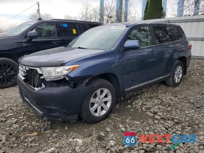 2013 TOYOTA HIGHLANDER BASE 5TDBK3EH8DS255906 - główne zdjęcie licytacji z USA - miniatura