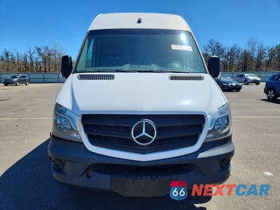 Piąte zdjęcie samochodu w środku: 2016 MERCEDES-BENZ SPRINTER 2500 VIN:WD3PE8CD9GP207575 - miniatura