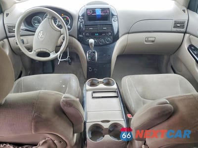 Zdjęcie 8 z 11 samochodu: 2004 TOYOTA SIENNA LE 7 PASSENGER VIN:5TDZA23C64S103478 - miniatura