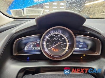 Zdjęcie 9 z 13 samochodu: 2016 MAZDA CX-3 TOURING VIN:JM1DKBC73G0126718 - miniatura