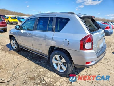 Drugie zdjęcie samochodu z przodu: 2014 JEEP COMPASS LATITUDE VIN:1C4NJDEB9ED734379 - miniatura