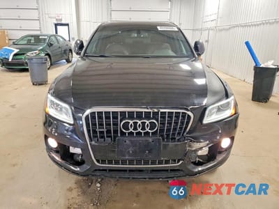 Piąte zdjęcie samochodu w środku: 2016 AUDI Q5 PREMIUM VIN:WA1C2AFPXGA046600 - miniatura
