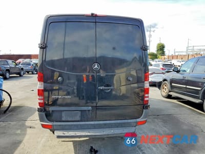 Zdjęcie 6 z 13 samochodu: 2016 MERCEDES-BENZ SPRINTER 2500 VIN:WD3PE7DD1GP281632 - miniatura