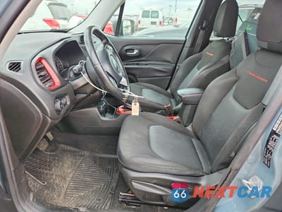 Zdjęcie 7 z 14 samochodu: 2016 JEEP RENEGADE TRAILHAWK VIN:ZACCJBCTXGPC50569 - miniatura