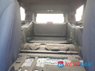 Zdjęcie 10 z 13 samochodu: 2022 CHEVROLET TAHOE C1500 VIN:1GNSCLEDXNR247372 - miniatura