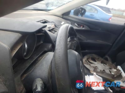 Zdjęcie 9 z 13 samochodu: 2016 MAZDA CX-3 SPORT VIN:JM1DKDB70G0132750 - miniatura