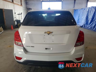 Zdjęcie 6 z 13 samochodu: 2018 CHEVROLET TRAX LS VIN:3GNCJNSB8JL202795 - miniatura