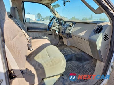 Zdjęcie 8 z 12 samochodu: 2008 FORD F350 SUPER DUTY UTILITY / SERVICE TRUCK VIN:1FDWF36518EA18952 - miniatura