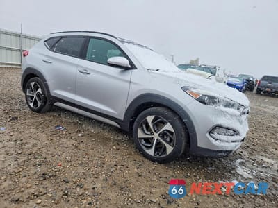 Czwarte zdjęcie samochodu z boku: 2017 HYUNDAI TUCSON LIMITED VIN:KM8J3CA27HU469115 - miniatura