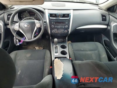 Zdjęcie 8 z 12 samochodu: 2015 NISSAN ALTIMA 2.5 S VIN:1N4AL3AP0FN922939 - miniatura