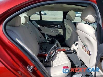 Zdjęcie 10 z 12 samochodu: 2021 MERCEDES-BENZ E 350 VIN:W1KZF8DB4MA878956 - miniatura