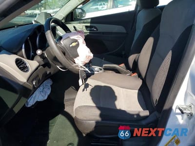 Zdjęcie 7 z 12 samochodu: 2015 CHEVROLET CRUZE LS VIN:1G1PA5SG2F7290849 - miniatura