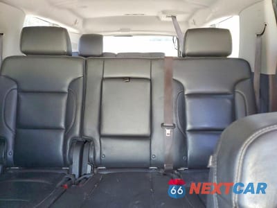 Zdjęcie 10 z 13 samochodu: 2015 CHEVROLET SUBURBAN K1500 LT VIN:1GNSKJKC5FR611024 - miniatura
