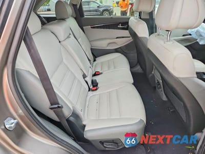 Zdjęcie 11 z 14 samochodu: 2016 KIA SORENTO SX V6 VIN:5XYPK4A51GG131601 - miniatura