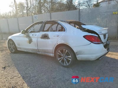 Drugie zdjęcie samochodu z przodu: 2019 MERCEDES-BENZ C 300 4MATIC VIN:55SWF8EB4KU319213 - miniatura