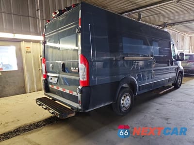 Trzecie zdjęcie samochodu z tyłu: 2021 RAM PROMASTER 3500 DELIVERY VAN VIN:3C6MRVJG7ME541275 - miniatura