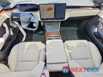Zdjęcie 8 z 12 samochodu: 2023 TESLA MODEL S VIN:5YJSA1E50PF517598 - miniatura