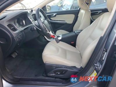 Zdjęcie 7 z 12 samochodu: 2017 VOLVO S60 PREMIER VIN:LYV402TK0HB153504 - miniatura