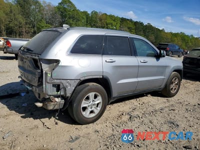 Trzecie zdjęcie samochodu z tyłu: 2015 JEEP GRAND CHEROKEE LAREDO VIN:1C4RJEAG1FC822651 - miniatura