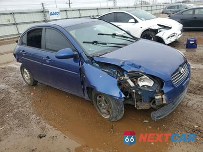 Czwarte zdjęcie samochodu z boku: 2009 HYUNDAI ACCENT GLS VIN:KMHCN46C69U286266 - miniatura