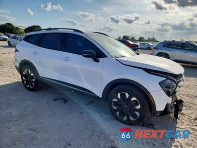 Czwarte zdjęcie samochodu z boku: 2024 KIA SPORTAGE X LINE VIN:5XYK6CDF8RG151988 - miniatura