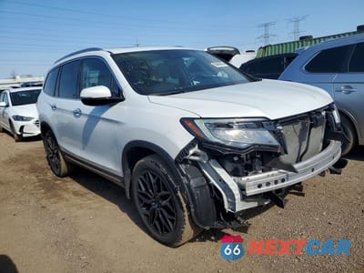 Czwarte zdjęcie samochodu z boku: 2021 HONDA PILOT TOURING VIN:5FNYF6H65MB054575 - miniatura