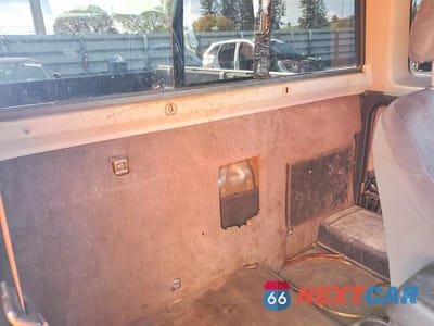 Zdjęcie 10 z 11 samochodu: 2001 NISSAN FRONTIER SC VIN:1N6MD26Y31C356647 - miniatura