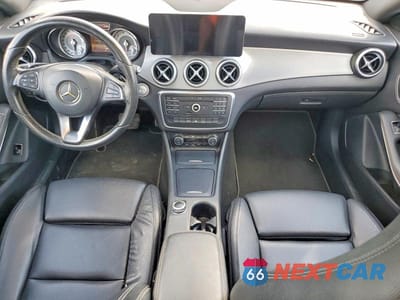 Zdjęcie 8 z 11 samochodu: 2016 MERCEDES-BENZ CLA 250 VIN:WDDSJ4EB0GN291805 - miniatura
