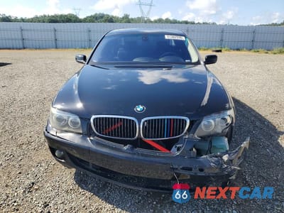 Piąte zdjęcie samochodu w środku: 2007 BMW 750 VIN:WBAHN83567DT74090 - miniatura