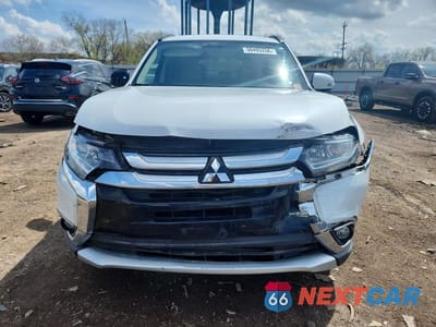 Piąte zdjęcie samochodu w środku: 2016 MITSUBISHI OUTLANDER SE VIN:JA4AZ3A33GZ033238 - miniatura