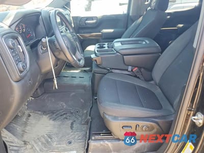 Zdjęcie 7 z 11 samochodu: 2021 CHEVROLET SILVERADO K1500 RST VIN:3GCUYEED1MG387968 - miniatura