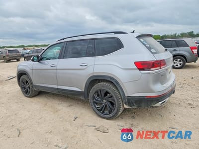 Drugie zdjęcie samochodu z przodu: 2023 VOLKSWAGEN ATLAS SE VIN:1V2HR2CA8PC528451 - miniatura