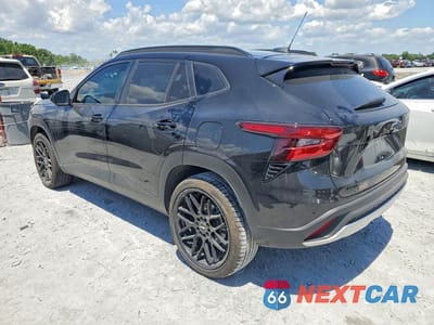 Drugie zdjęcie samochodu z przodu: 2025 CHEVROLET TRAX 1LT VIN:KL77LHEP8SC163861 - miniatura