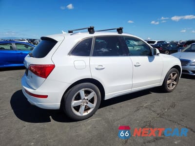 Trzecie zdjęcie samochodu z tyłu: 2010 AUDI Q5 PREMIUM PLUS VIN:WA1LKBFP2AA080088 - miniatura