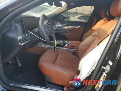 Zdjęcie 7 z 11 samochodu: 2025 BMW I7 EDRIVE50 VIN:WBY43EJ08SCU94256 - miniatura